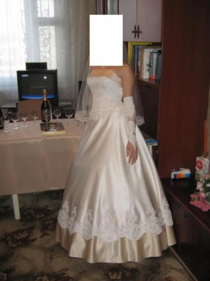 Продаётся свадебное платье из Польши б/у1день